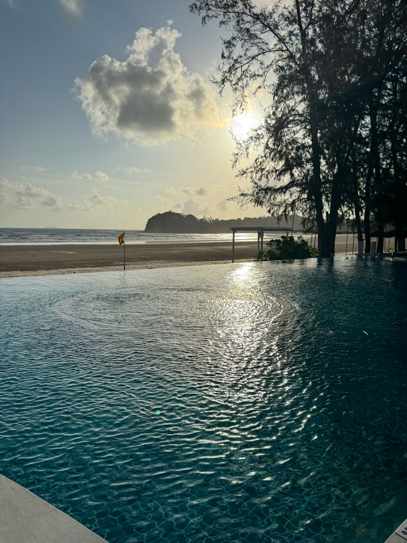 koh lanta lotus resort zwembad1